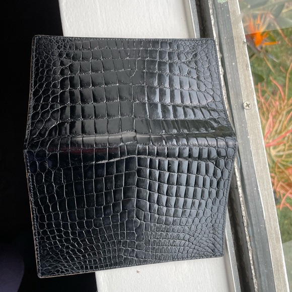 Gorgeous Crocodile Passport Cover